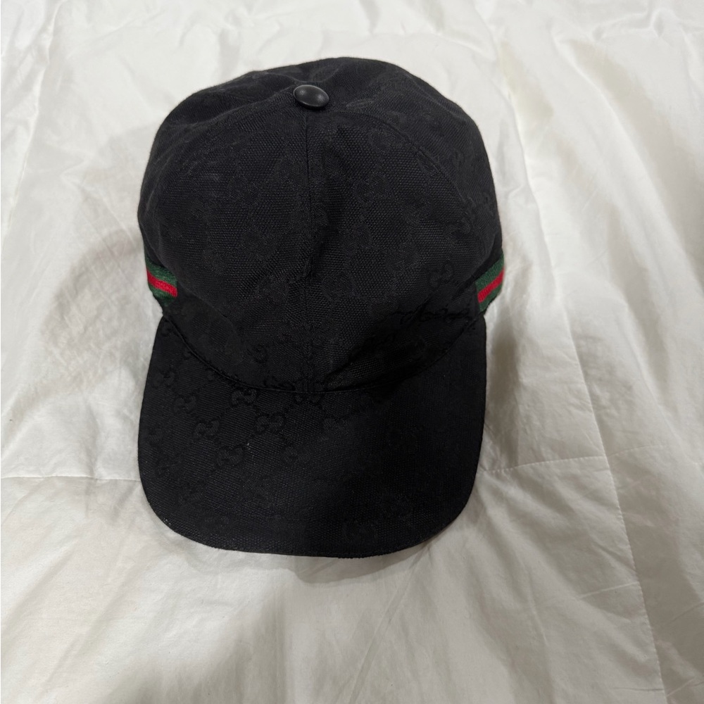 Gucci GG Supreme Canvas Baseball Cap with Web Stripe